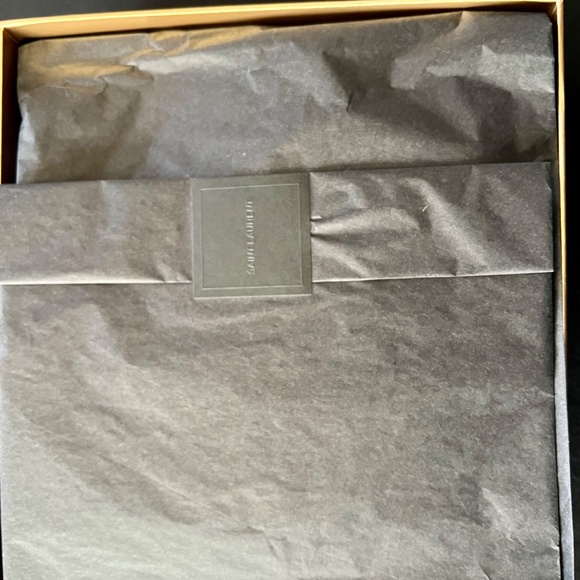 YSL All Black Lou Camera Bag - Like New with back pocket - Picture 3 of 16